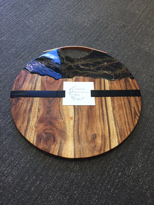 Black Beauty - Round Grazing Board with Copper Handle in Black and Gold Resin